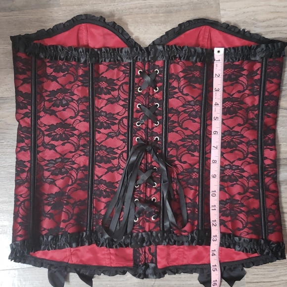Red and Black Lace Corset - Picture 6 of 6